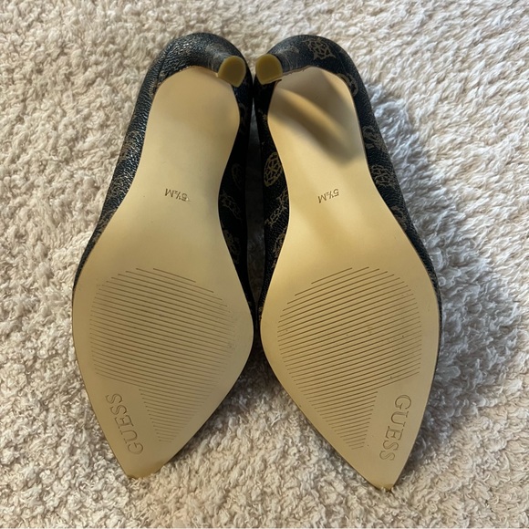 Guess High-Stiletto Fashion Pumps, size 5.5 + NEW - Picture 9 of 10